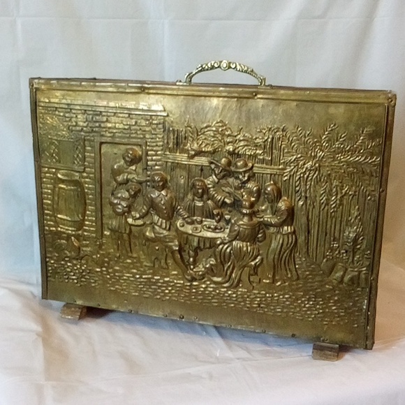 Victorian newspaper - magazine pub scene case wood & brass rack circa 1930 - Picture 5 of 9